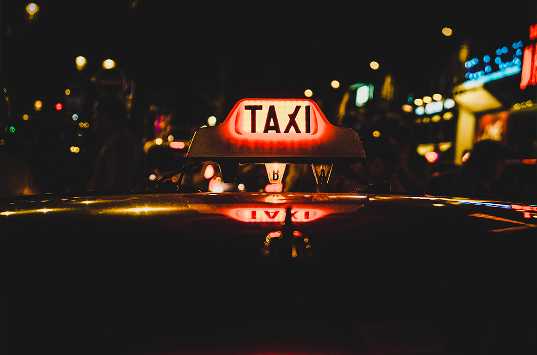 Lampareau de nuit d'un taxi conventionné